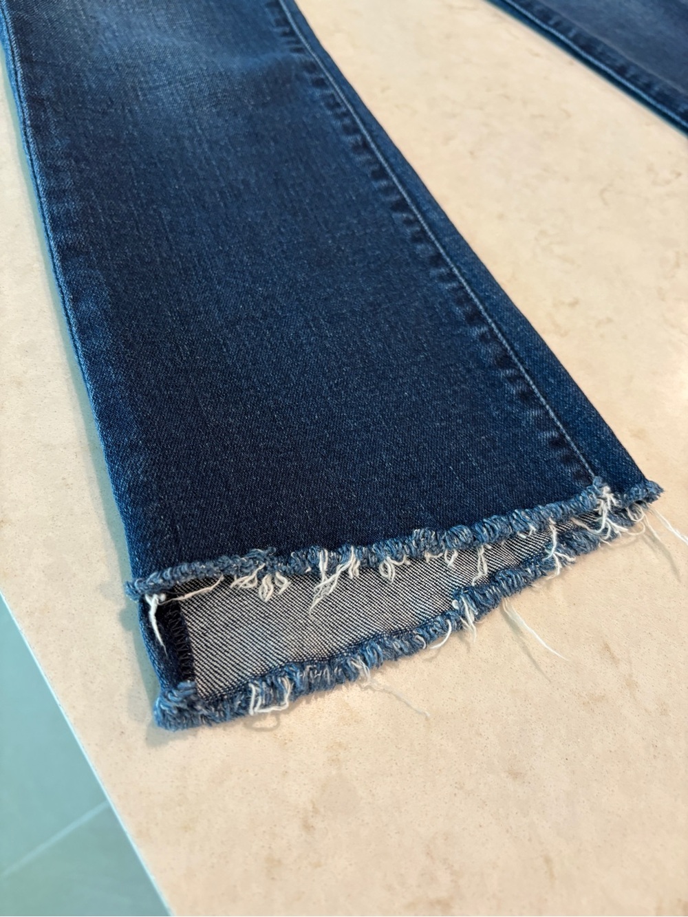 Mother Dark Wash Straight Leg Jeans with Frayed Hem like new size 26 - Picture 7 of 11